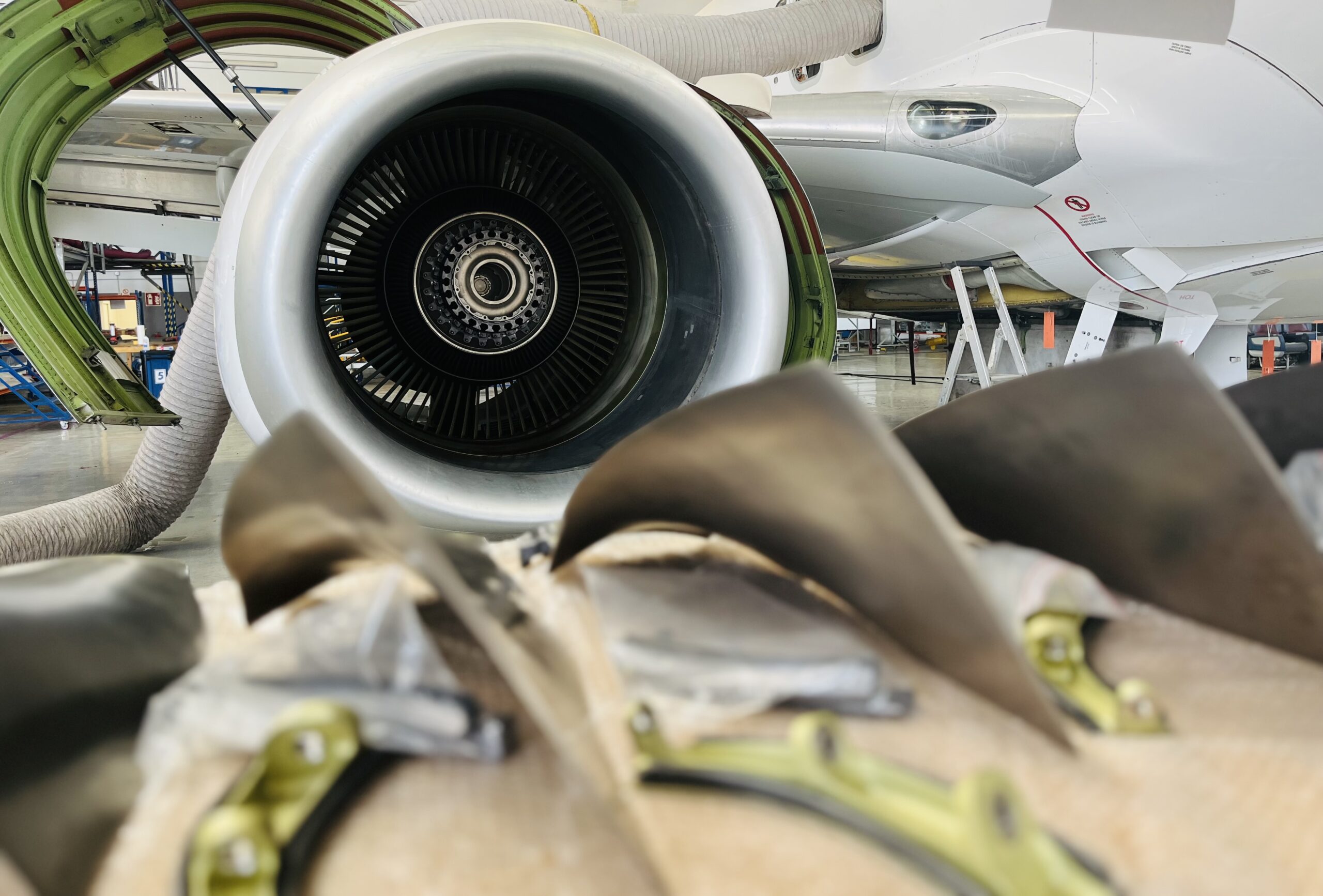 airplane turbine